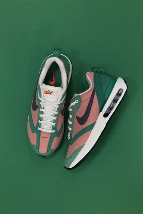 Nike Air Max: Best Methods To Clean T